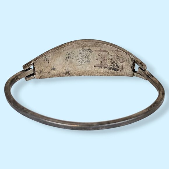 V. MOP Blue Alpaca Silver Floral Bracelet - Picture 5 of 6